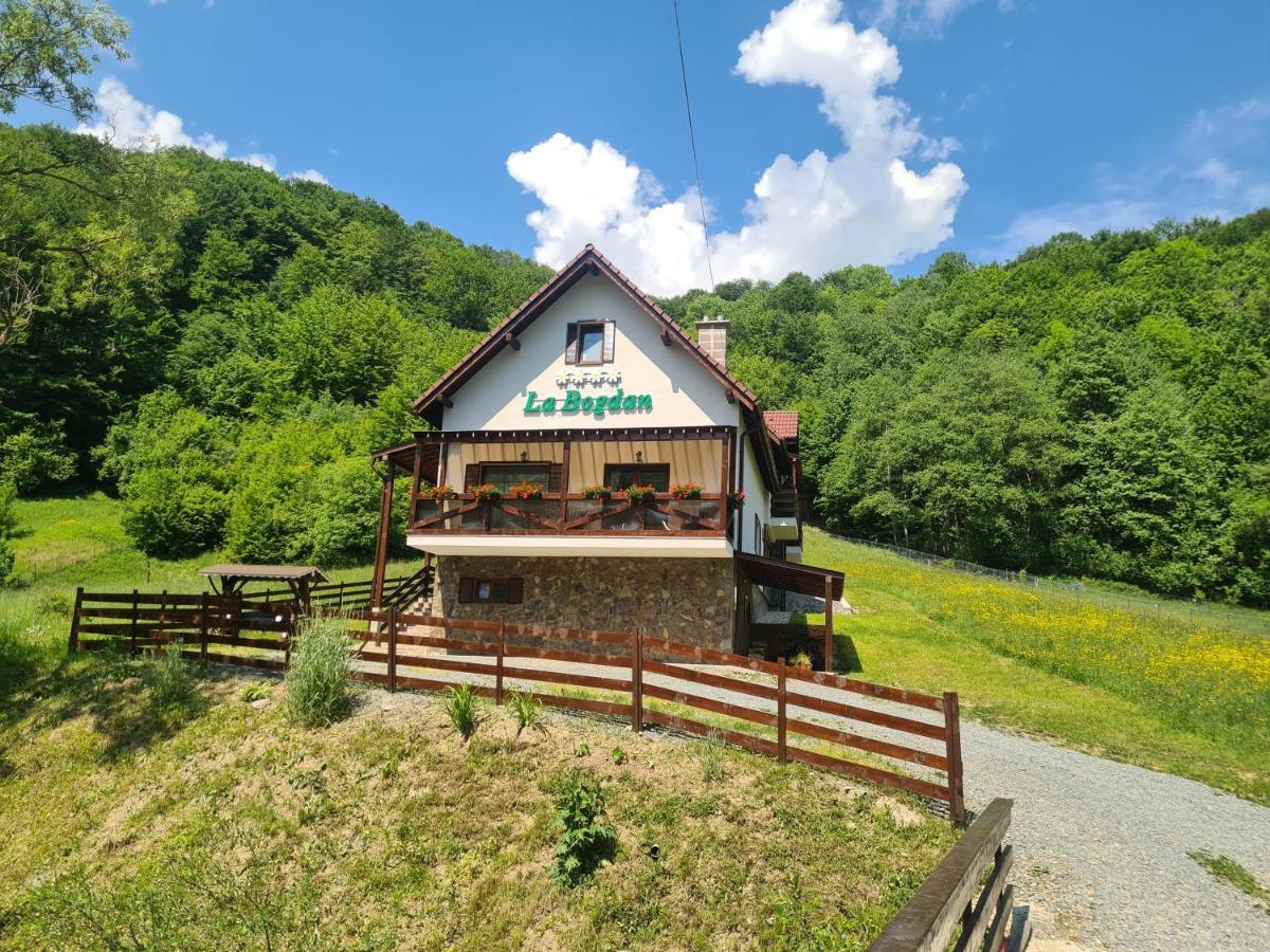 Green Mountain Resort Scrind-Frăsinet Exterior foto